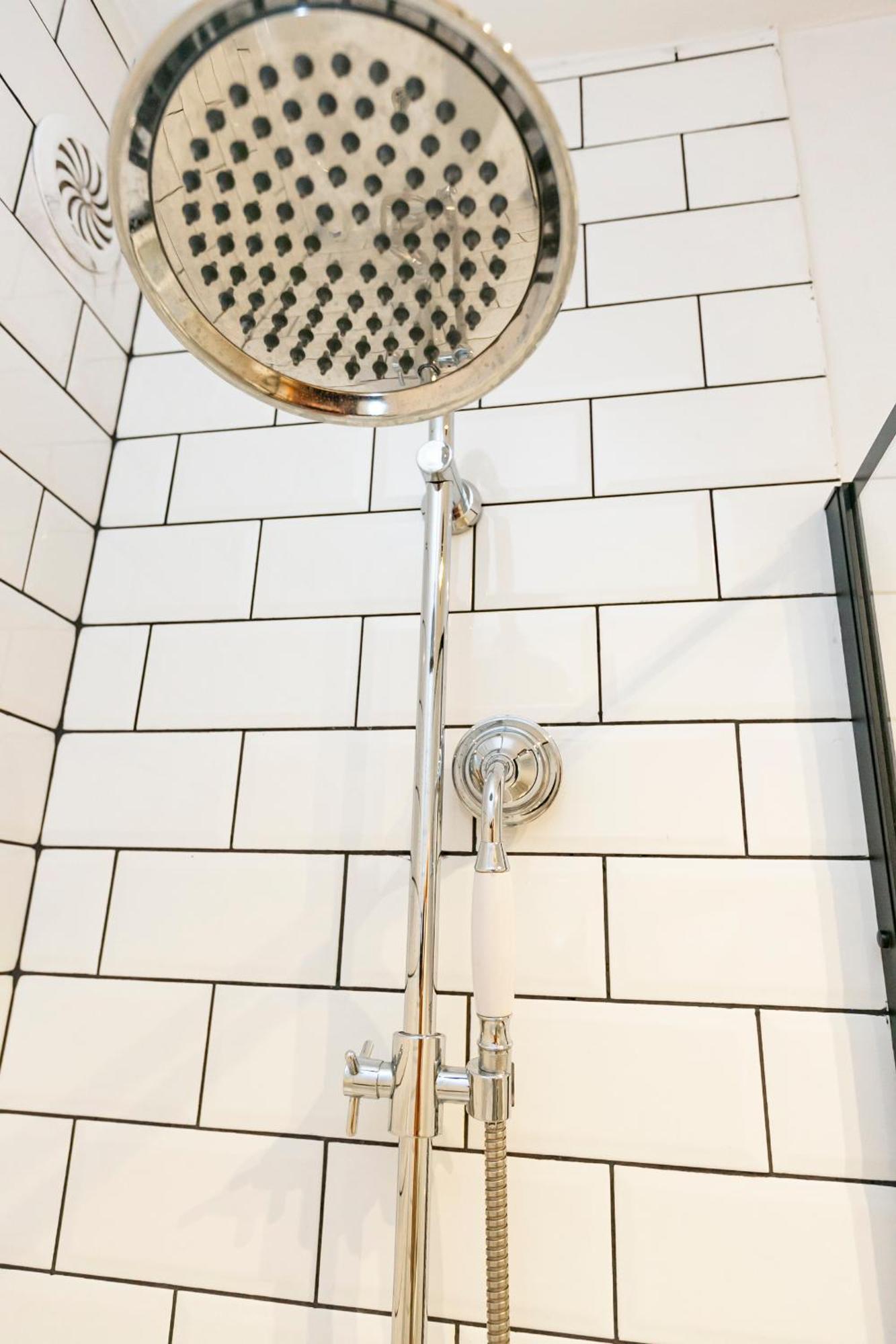 Nowogrodzka 78 - Apartament Dla 4 Osob - 200M Od Szpitala Klinicznego Na Lindleya - 1Km Do Dworca Centralnego - Wifi - Smart Tv 45 Cali Warsawa Bagian luar foto